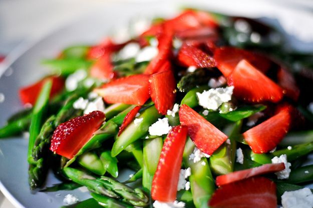 Asparagus and strawberry salad