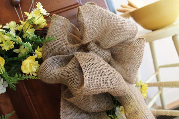 Burlap bows