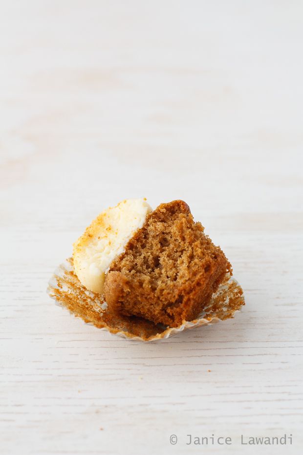 Apple cupcakes with cream cheese icing