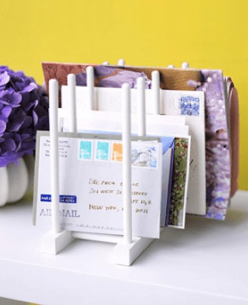Mail sorter/magazine rack