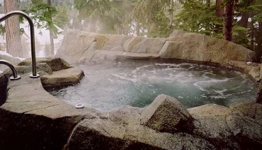 outdoor hot tub