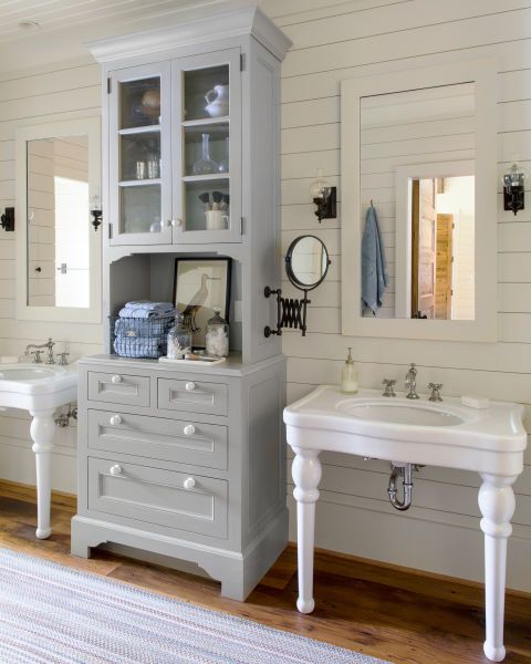 The master bathroom in the lake house.
