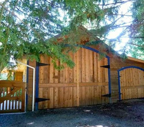 Exterior of The Noise Floor