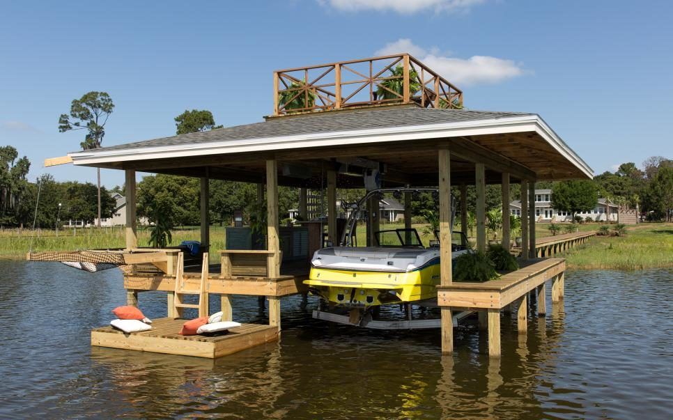 Extreme docks and boathouses