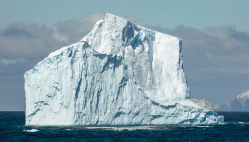 non-tabular iceberg