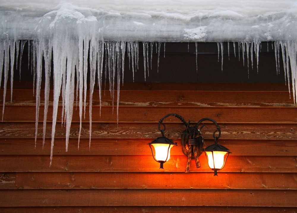 icicles-on-a-roof