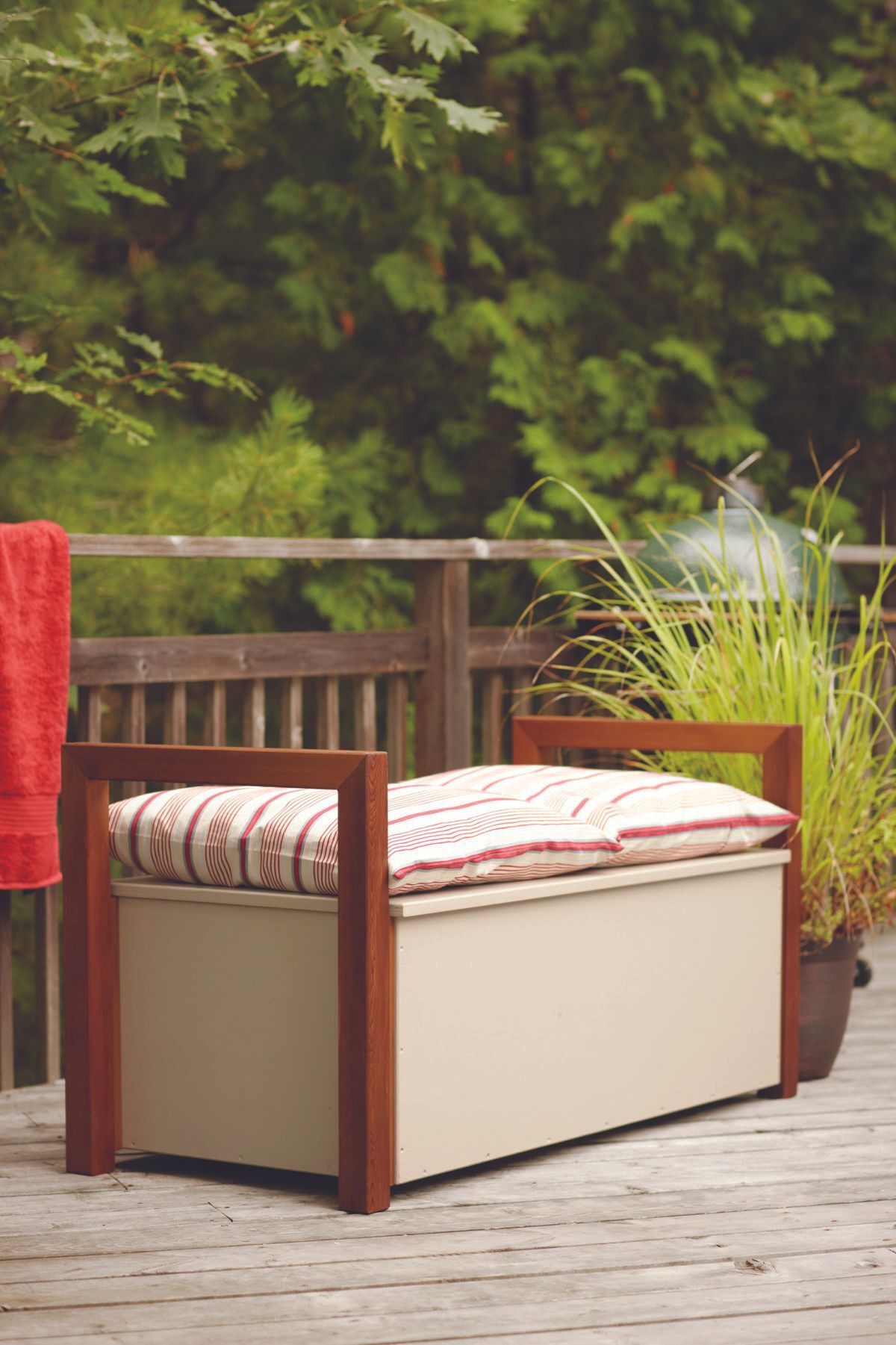 rainproof-bench-on-a-deck