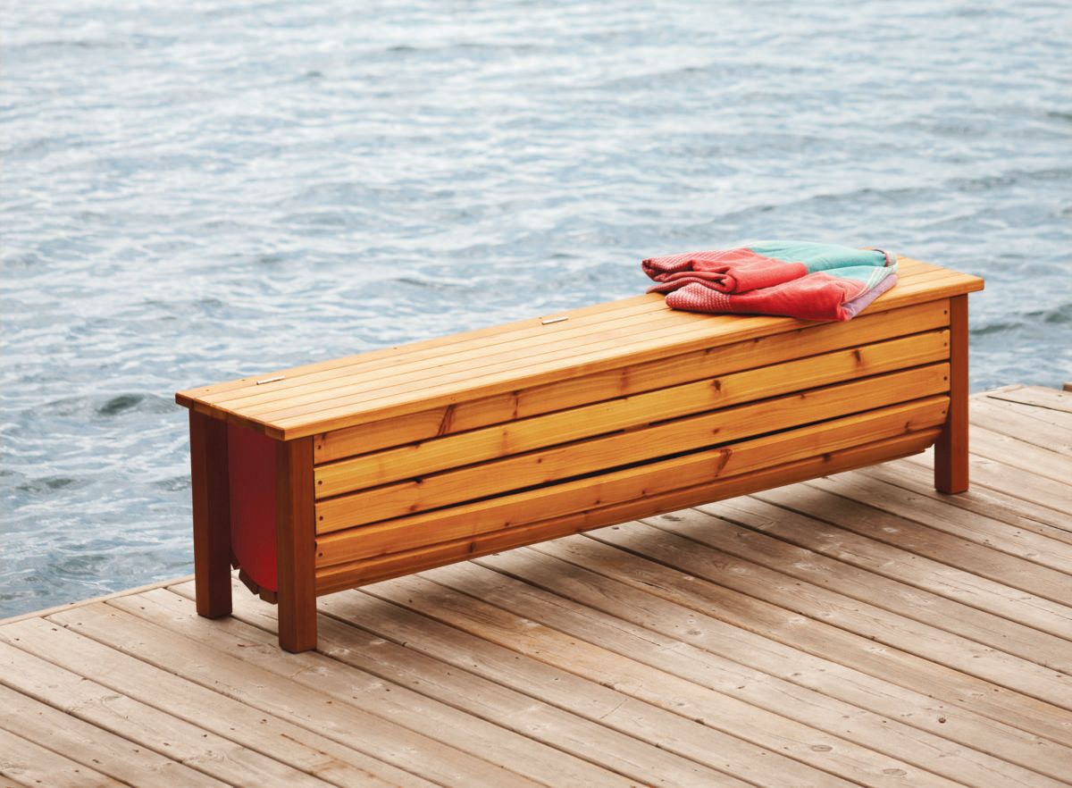 organizer-cum-bench-on-a-dock