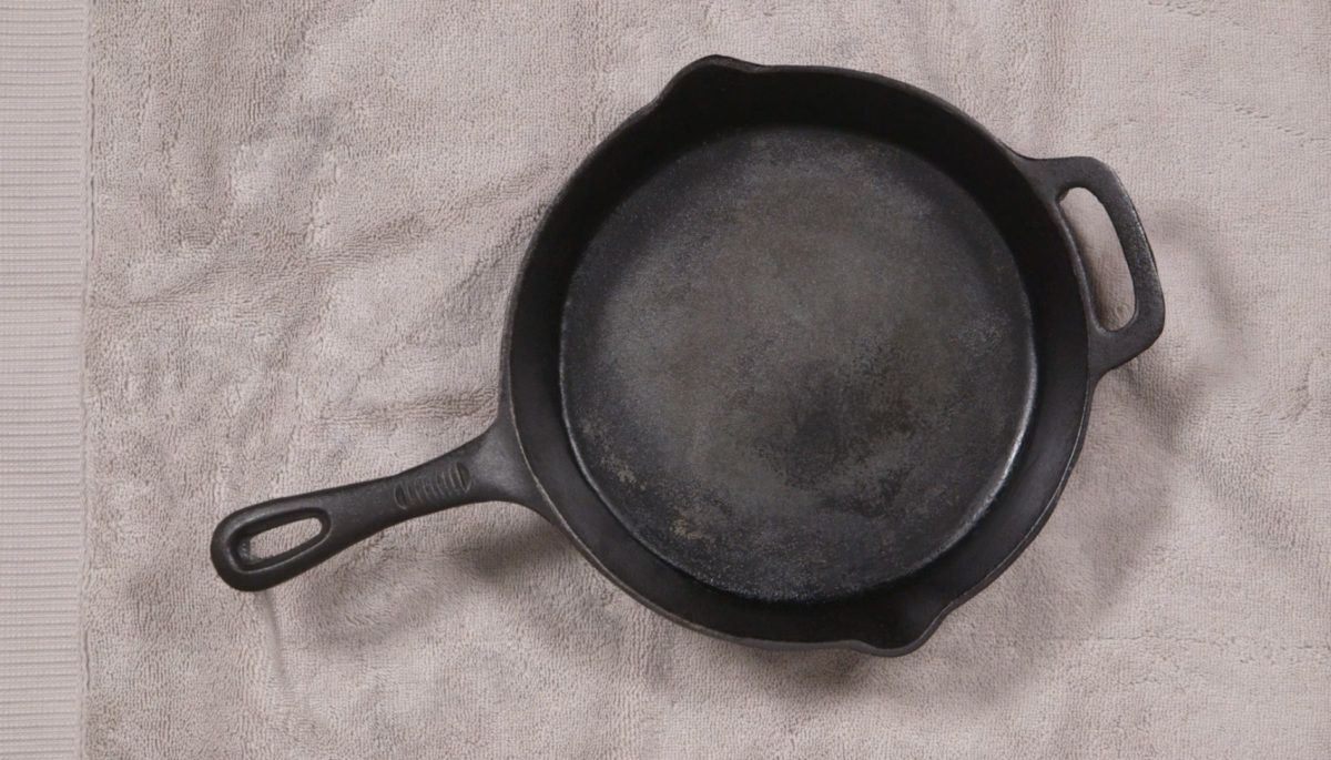 cast-iron-pan