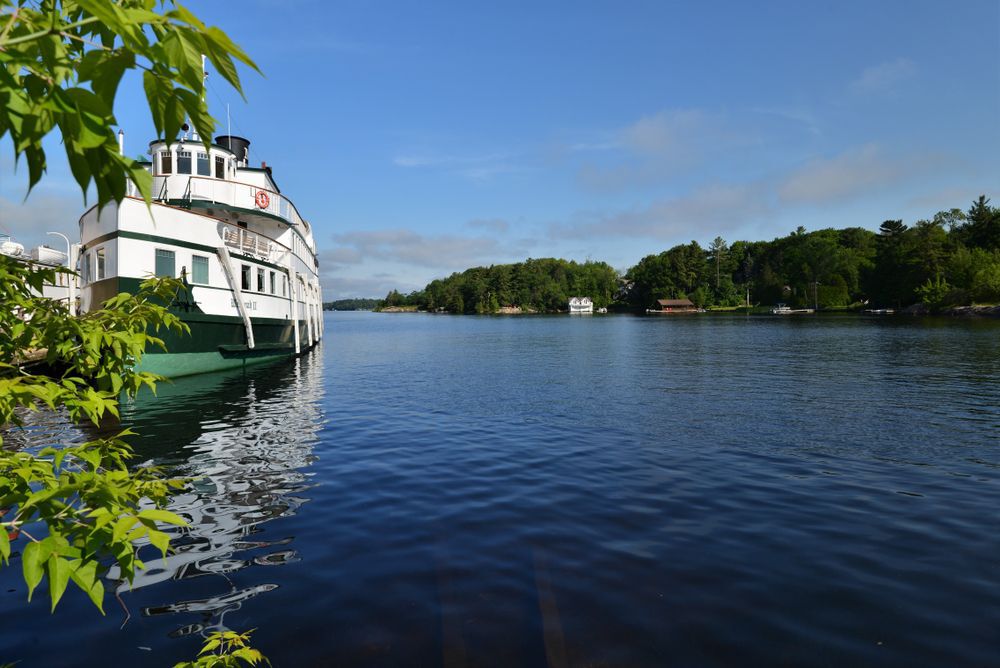 cruise-ship-or-boat-on-lake-muskoka