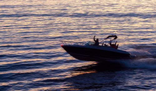 boating-at-dusk