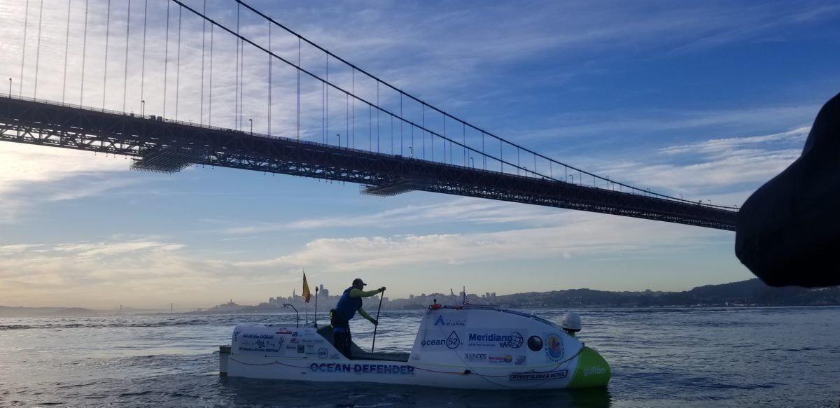 Antonio de la Rosa paddle boarding