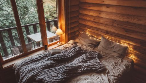 a-cozy-rustic-bed