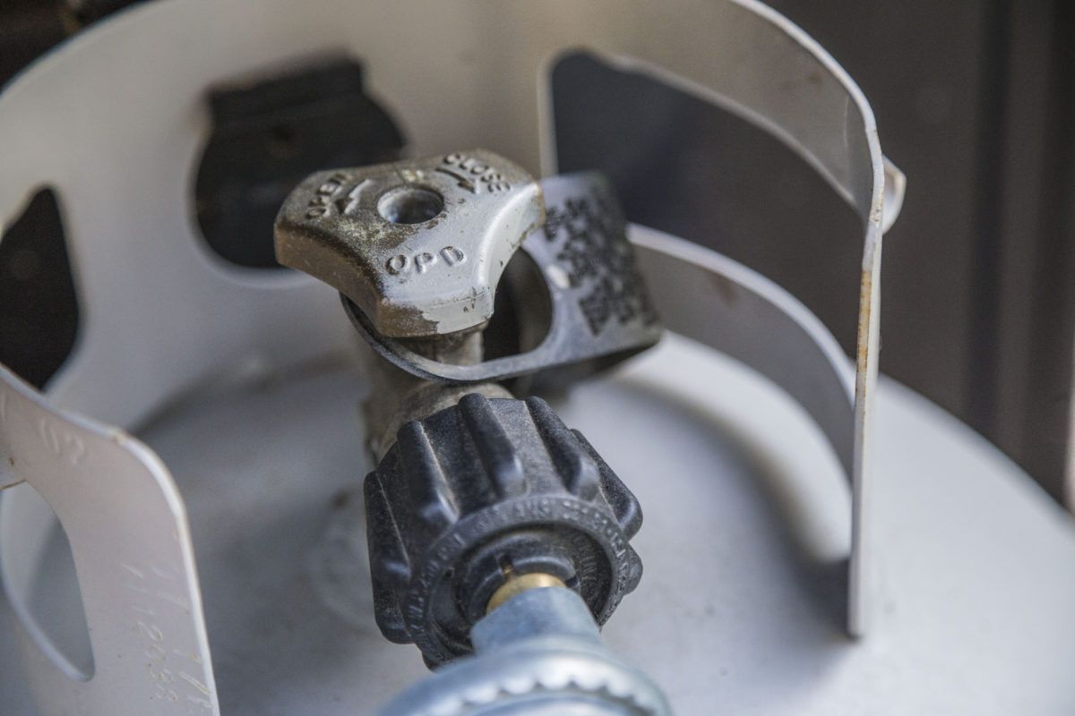 Propane cylinder valve
