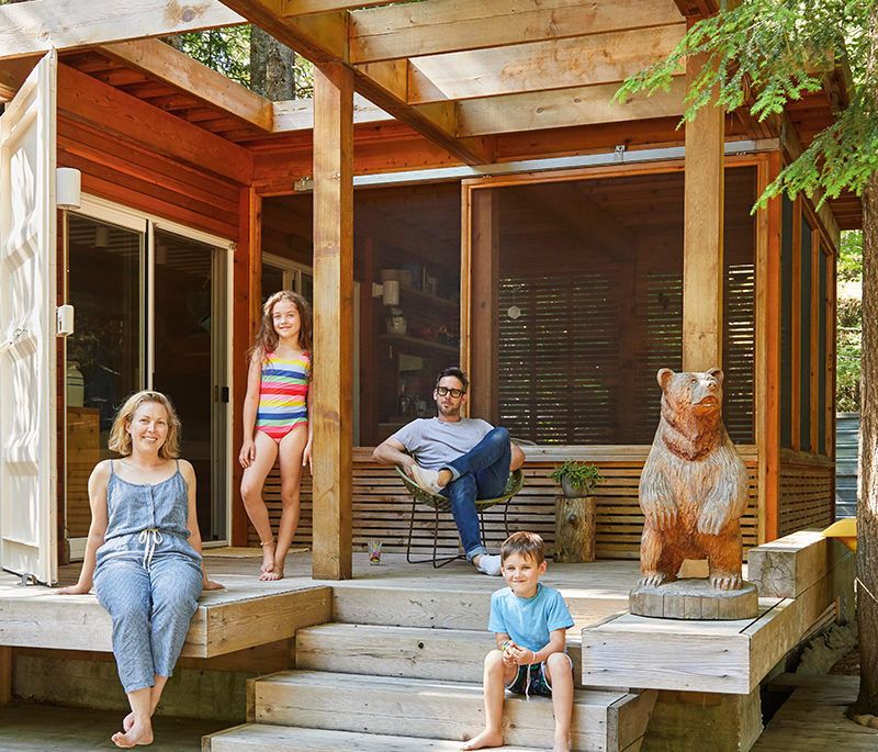 family-shipping-container-cottage