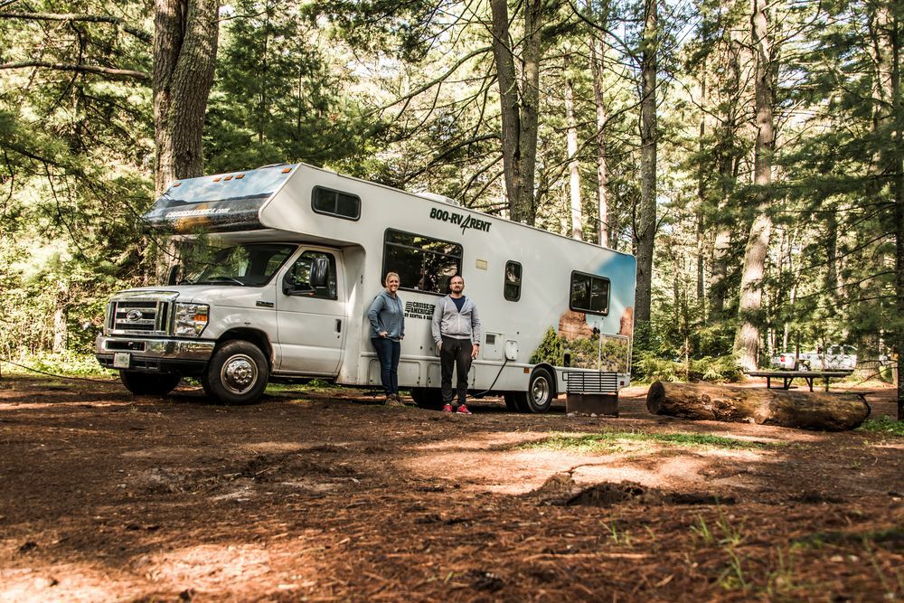 two-people-with-an-RV-at-Ontario-Algonquin-provincial-park