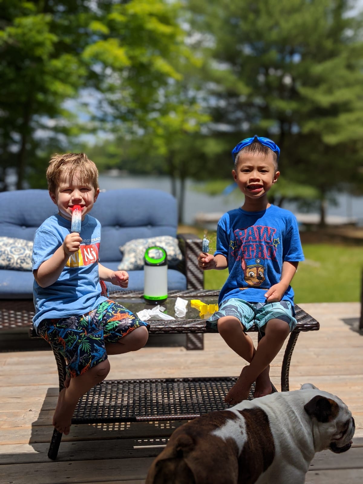 Kids eating popsicles
