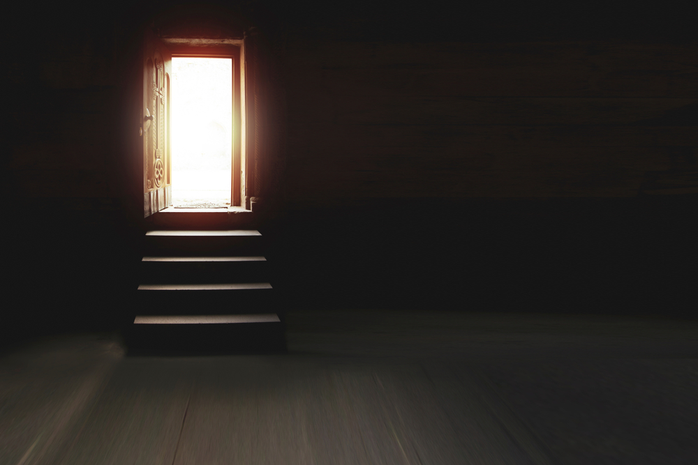 Light entering through open door, fix