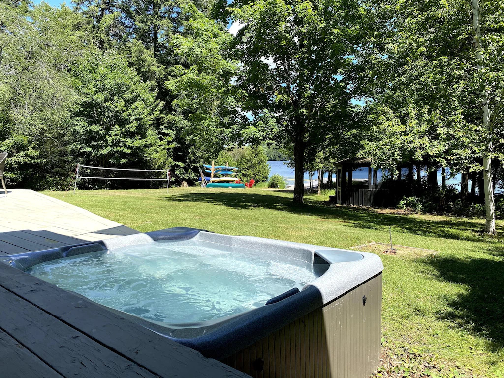 The cottage's hot tub