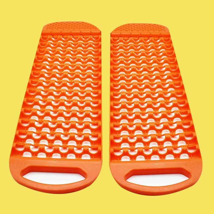 tire traction mat