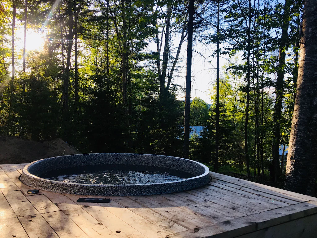 Cottage hot tub