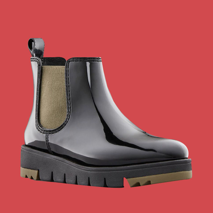 boots for cottage mom gift guide