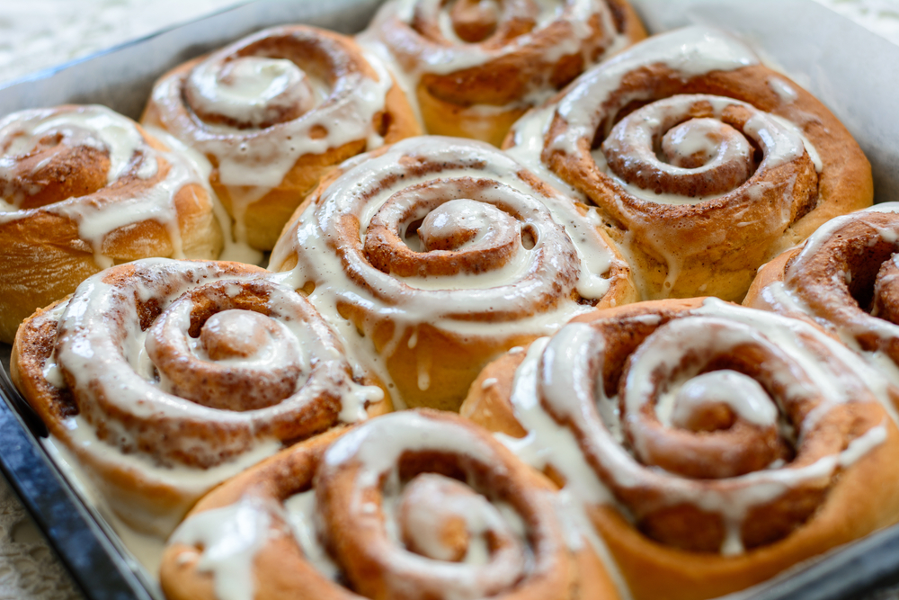 Cinnamon buns in a pan