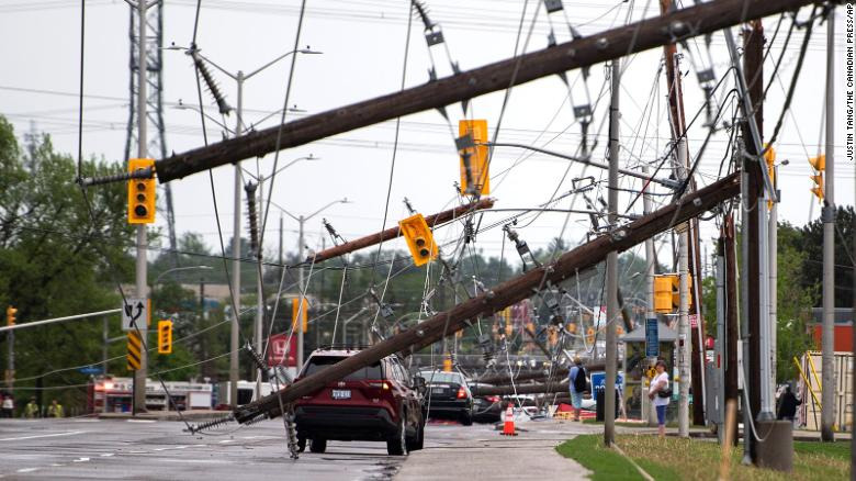 Hydro poles and traffic lights