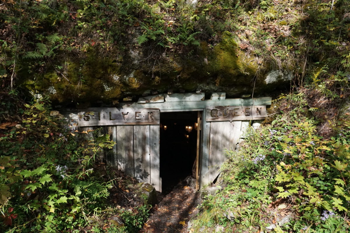 the sign leading in the silver queen mine at murphys point provincial park