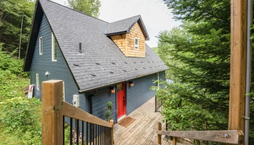 Eagle's Nest cottage exterior