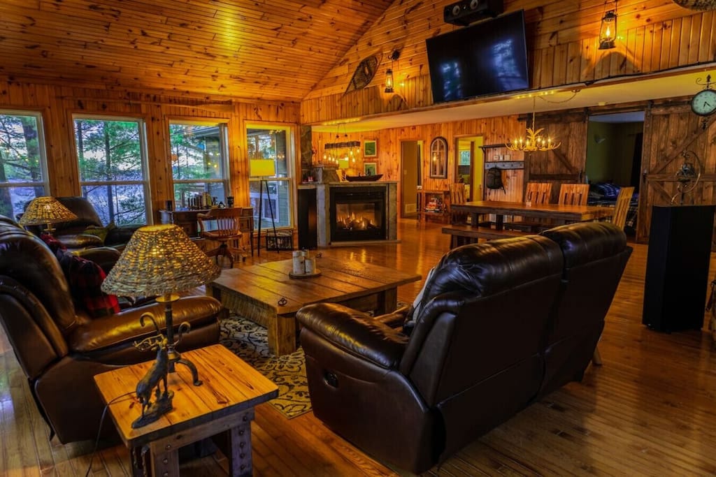 Living room with wood panelling