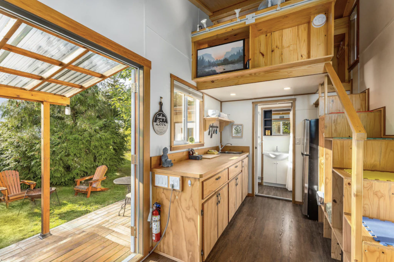 westwood lake nanaimo tiny home rental