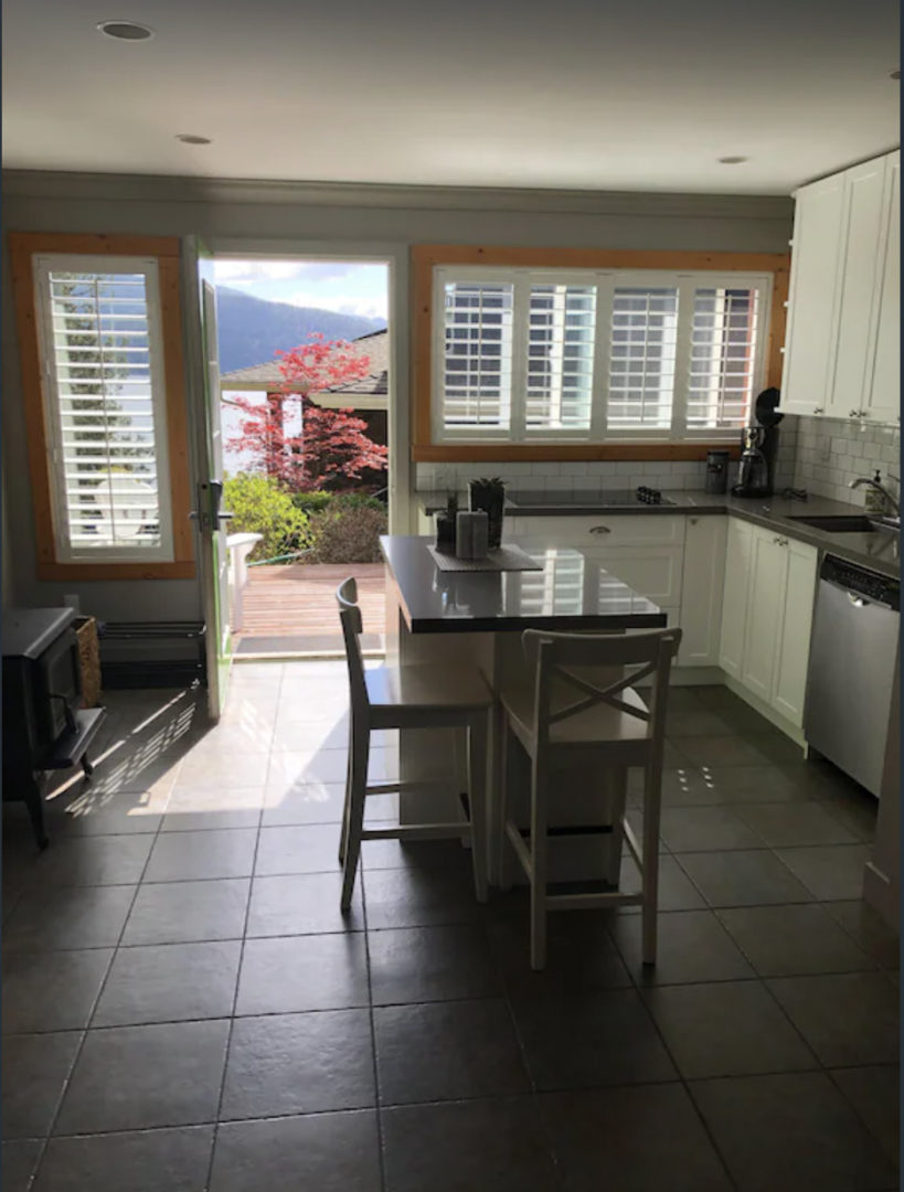 seaside cottage north vancouver indian arm