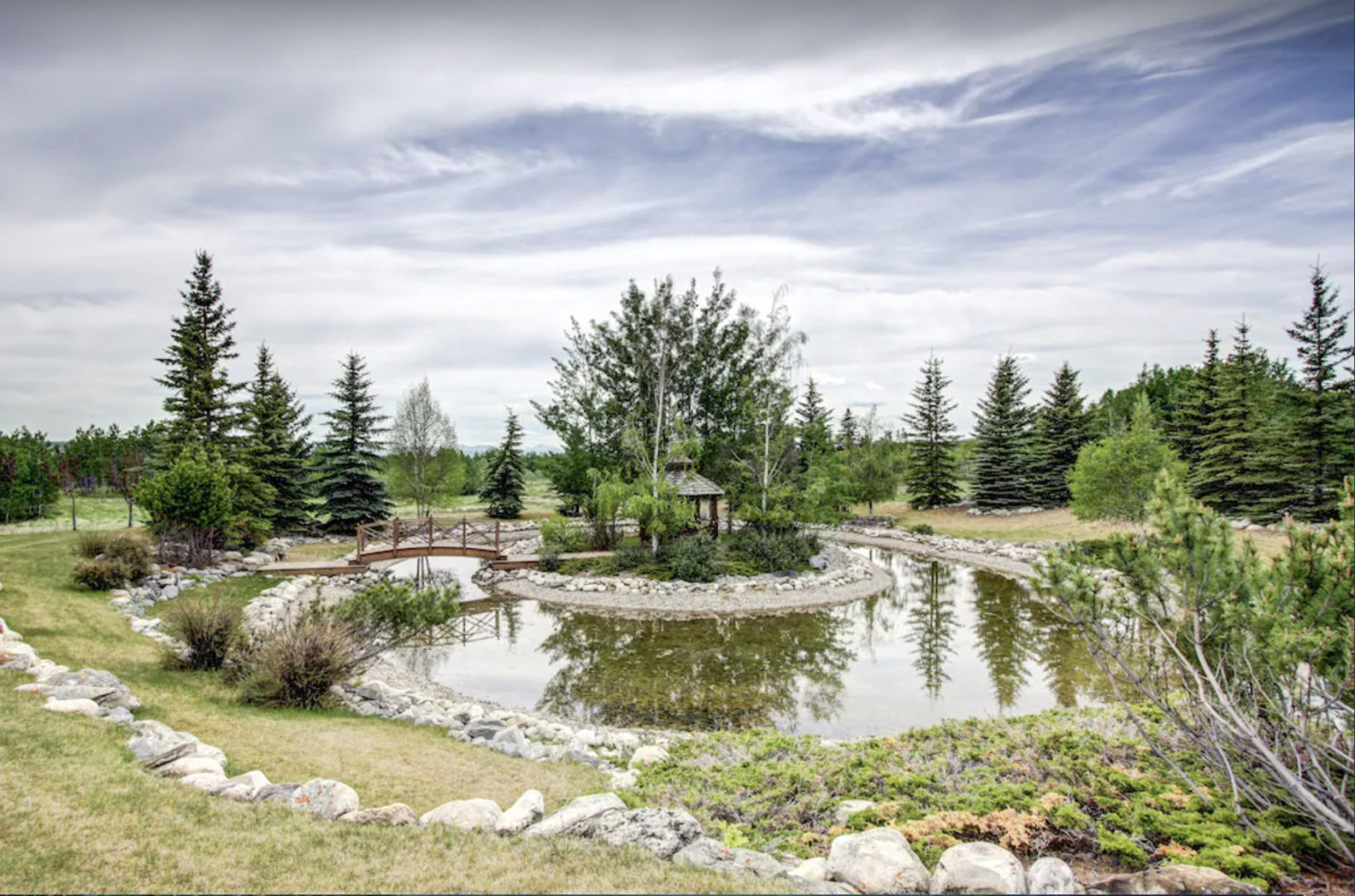Ghost Lake Alberta Castle