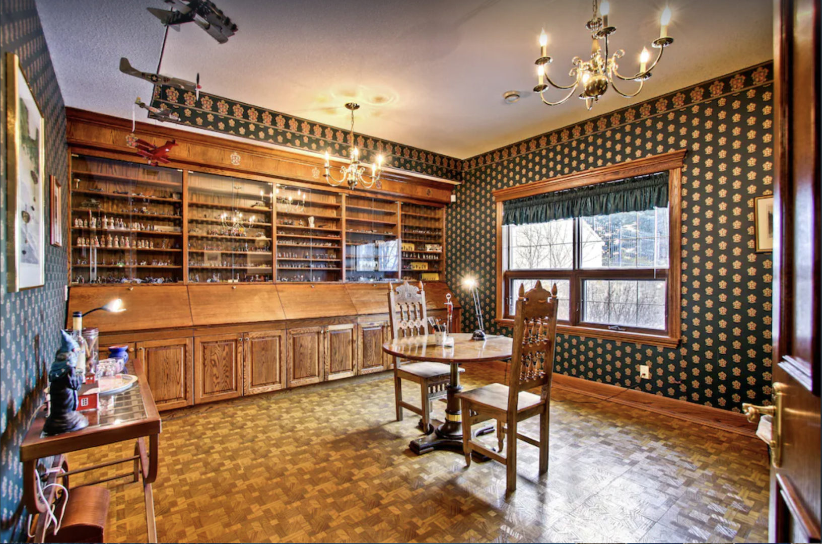 Ghost Lake Alberta Castle