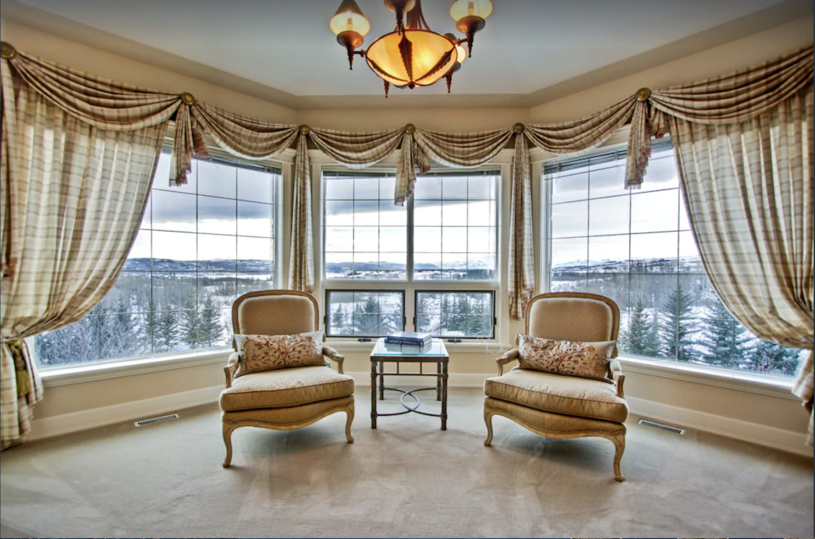 Ghost Lake Alberta Castle