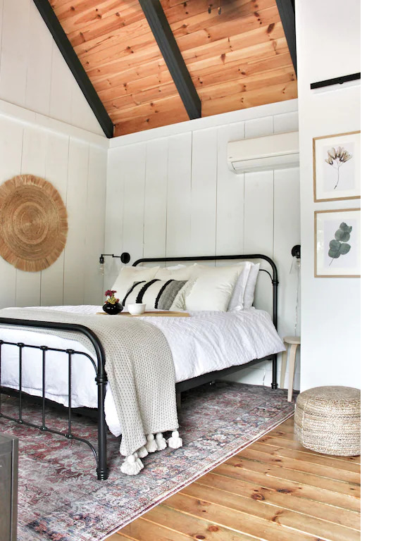 Kootenay Lake Cottage