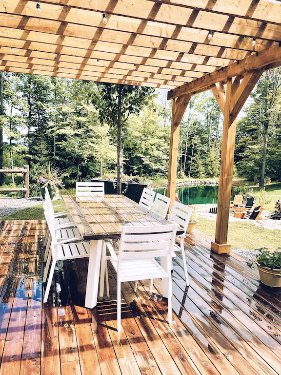 Kootenay Lake Cottage