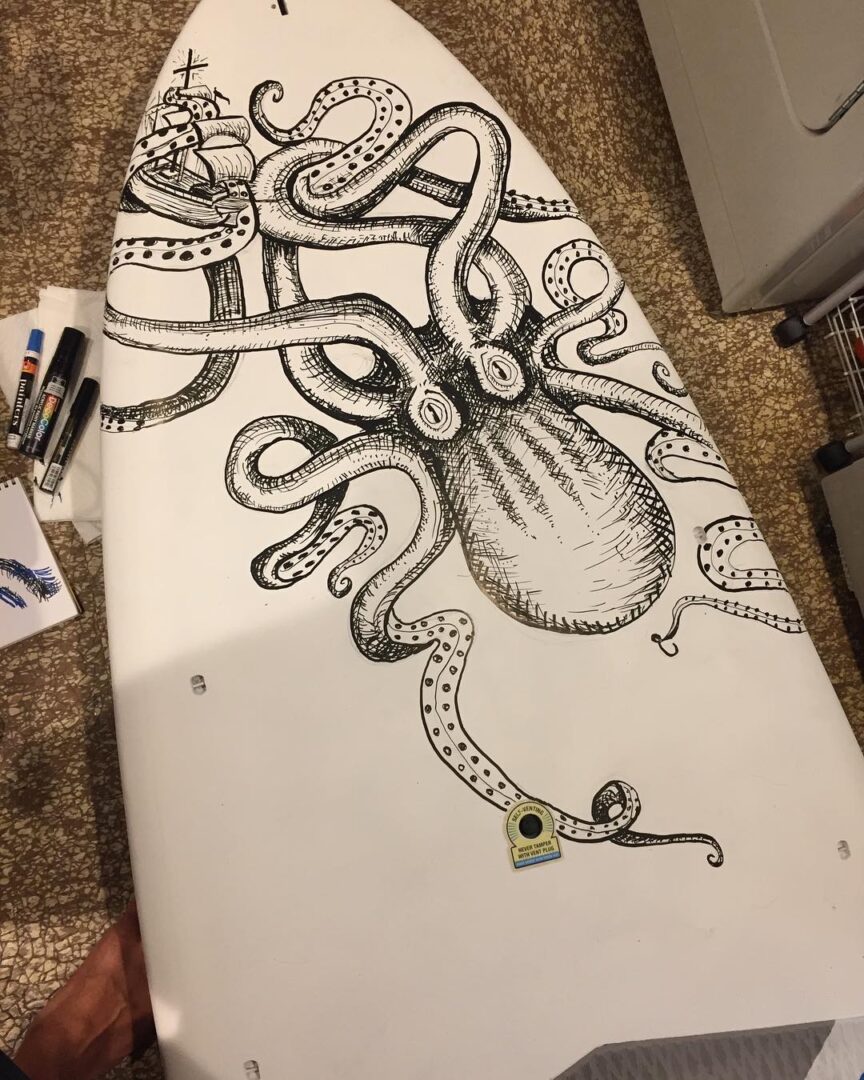squid painted on a paddleboard