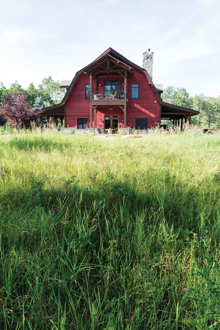 Butler cabin-barn from the front