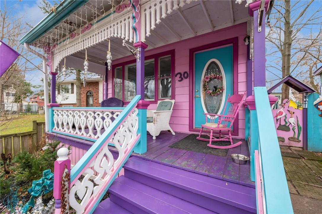 Front porch of 30 Auditorium Circle