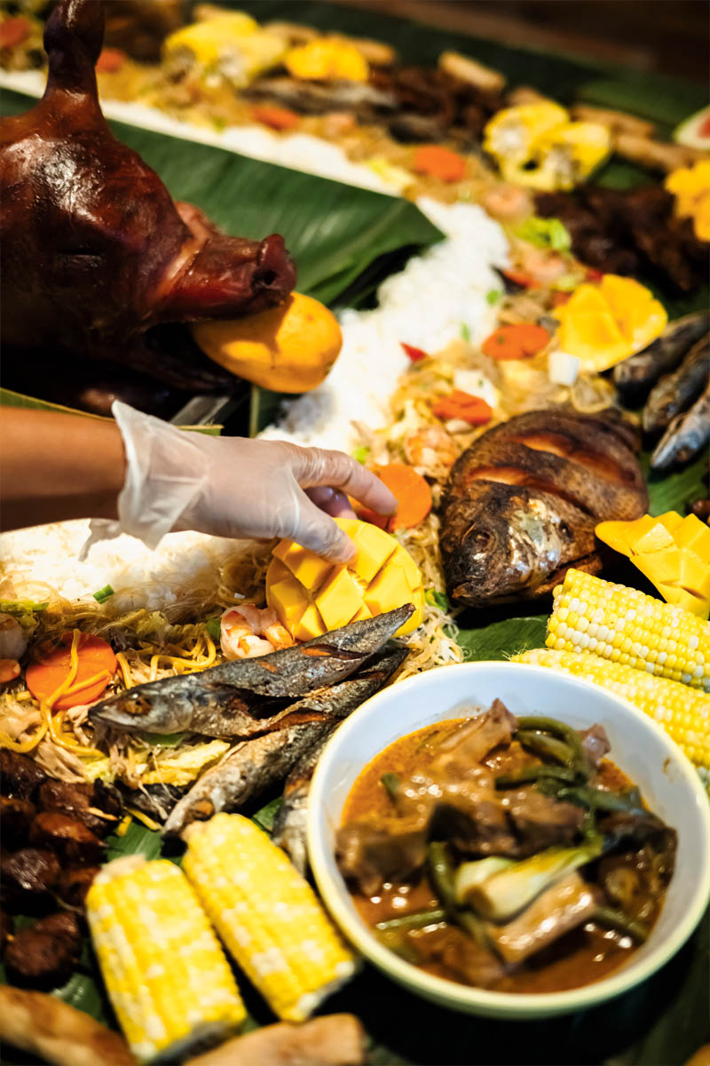 An overhead shot of the foot in the boodle fight