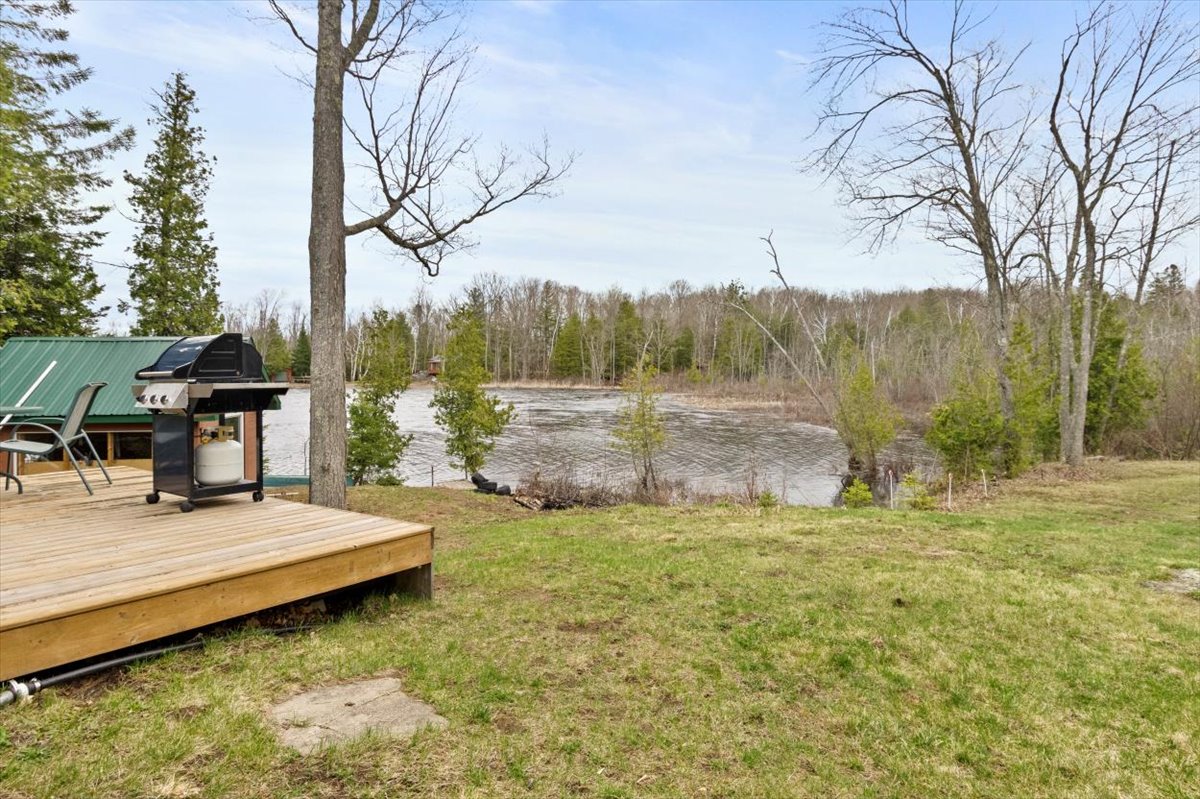 a cottage waterfront