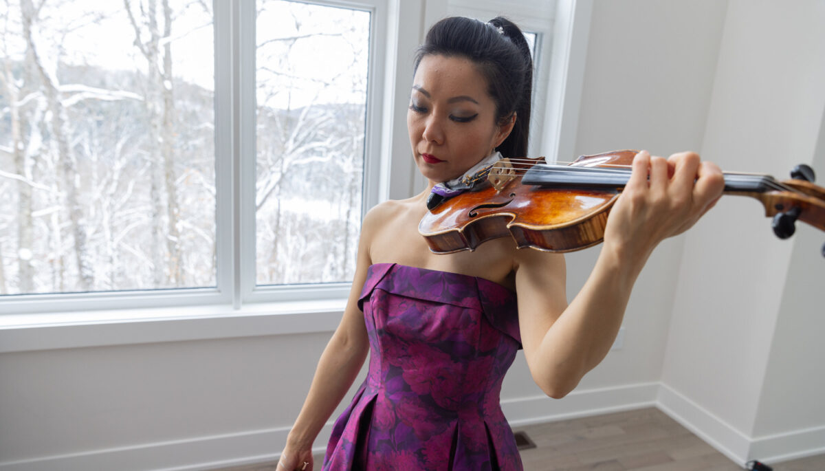 Canadian Violinist Yi-Jia Susanne Hou Ach