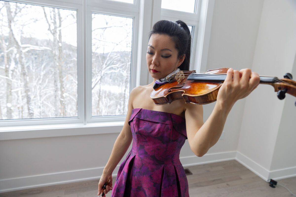 Canadian Violinist Yi-Jia Susanne Hou Ach
